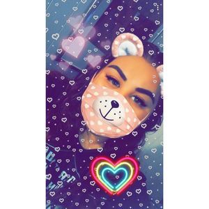 Meet your Posher, Marissa